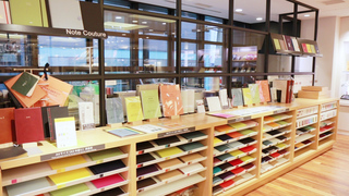 品揃えは14万点以上! 文房具の老舗「銀座・伊東屋」おすすめ文具3選