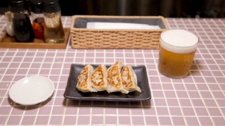ビール×餃子の鉄板コンビ!大阪・天満橋「B&G Nicholson」のおしゃれなカジュアルバル