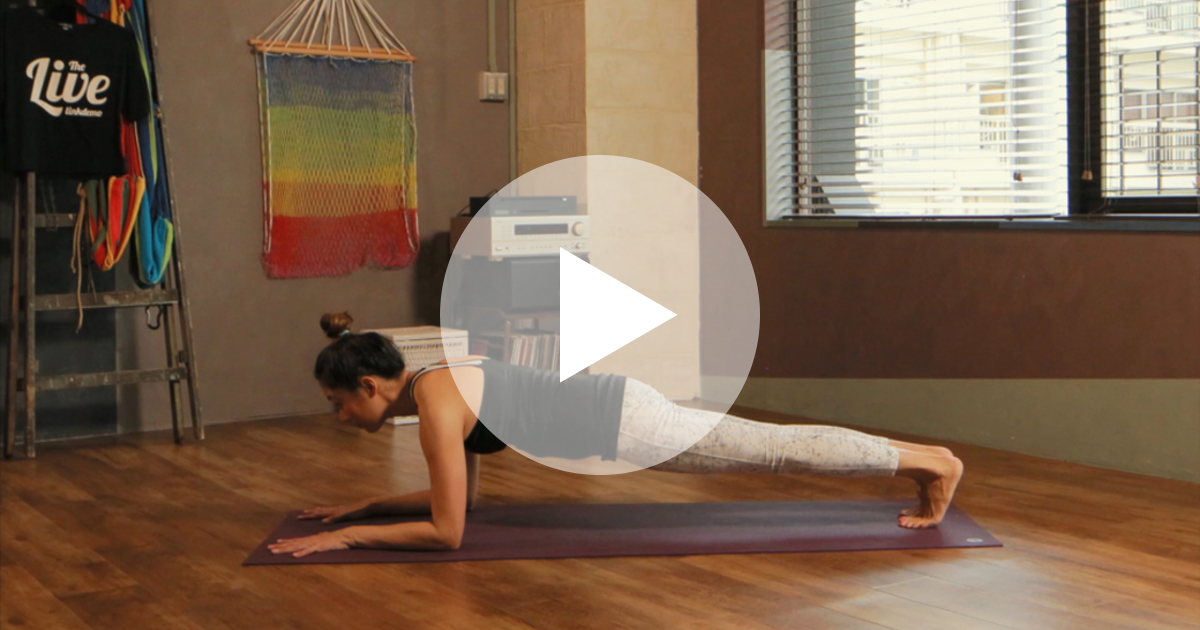 ヨガで体幹を簡単に鍛える 腹筋にも効果的なポーズ ルトロン