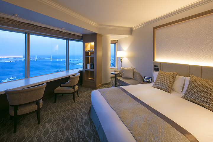 超高層 横浜ロイヤルパークホテル で天空ステイ 美食体験 ルトロン