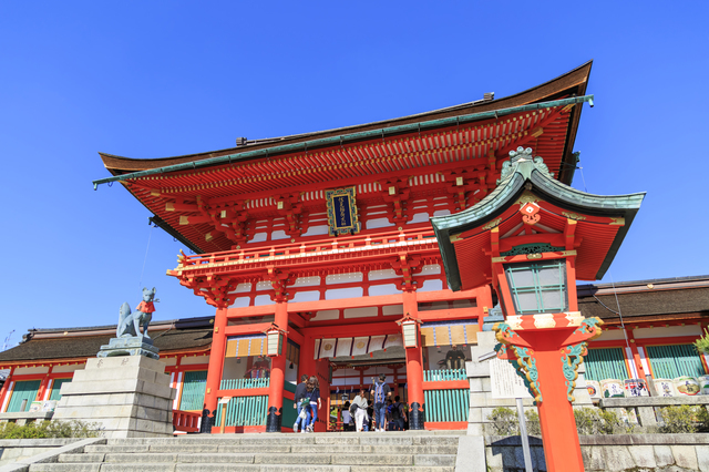 逆さにしても落ちない豆乳ソフト 京都 京豆庵 伏見稲荷店 ルトロン