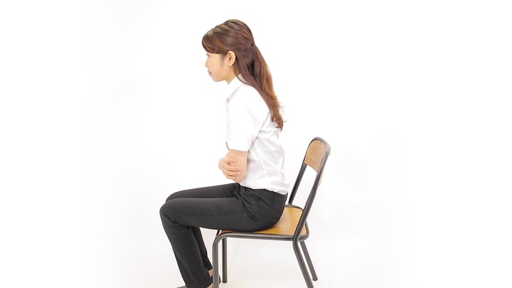 プチ筋トレで 美くびれ Get オフィスで座ったままできるシェイプアップ ルトロン