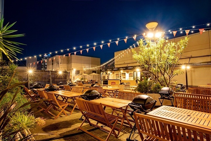 ルミネ池袋にて期間限定のビアガーデン シュマッツ バーベキュープロースト オープン ルトロン