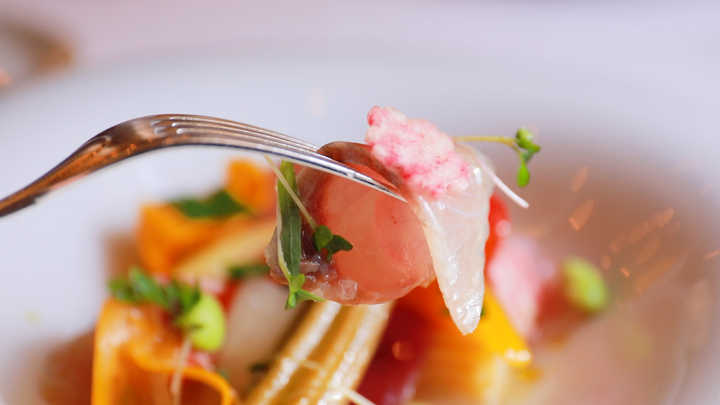 神楽坂のフレンチといえばココ La Tourelle の華やか独創フランス料理に舌鼓 ルトロン