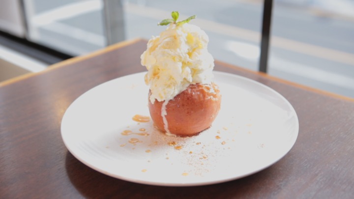 りんご好きの店主が営むスイーツカフェ 大阪 Elicafe でりんご尽くしのひとときを ルトロン