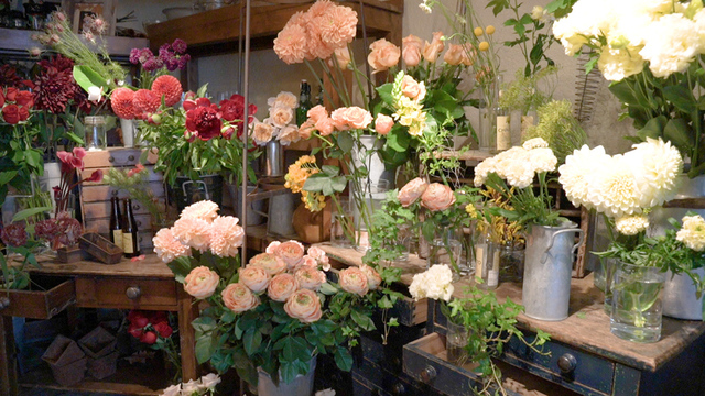 まるでパリ おしゃれな花屋 ル ベスベ で季節の花を五感で楽しむ ルトロン